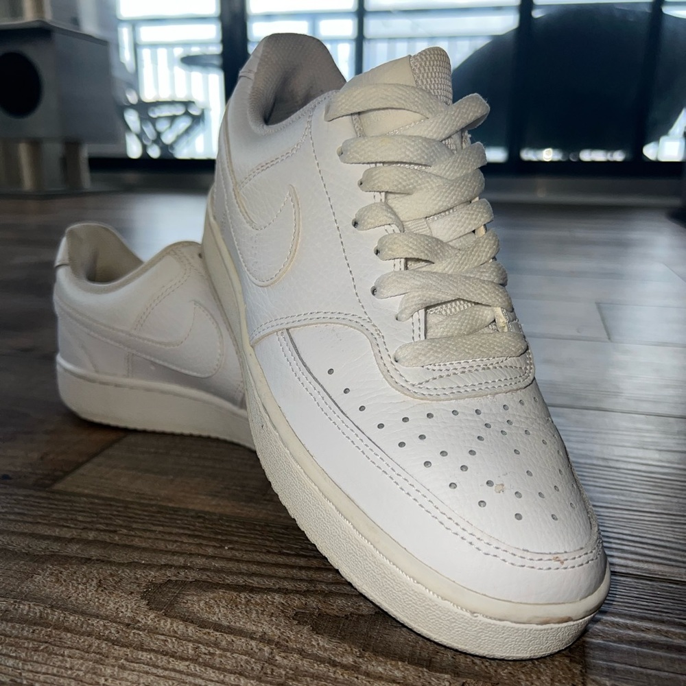 White Nike womens sneakers.